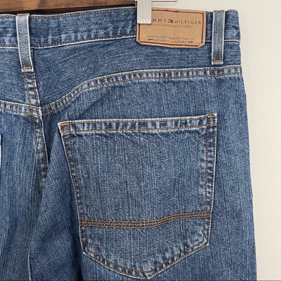 ๐ 2 for $20!! ๐ Menโs Tommy Hilfiger Classic fit Jeans - Picture 12 of 15